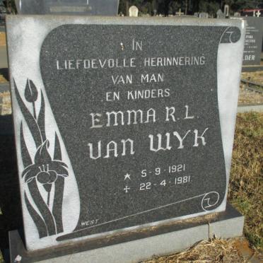 WYK Emma R.L., van 1921-1981