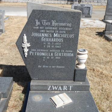 ZWART Johannes Michielus Gerhardus 1937-1982 &amp; Petronella Gertruida 1941-