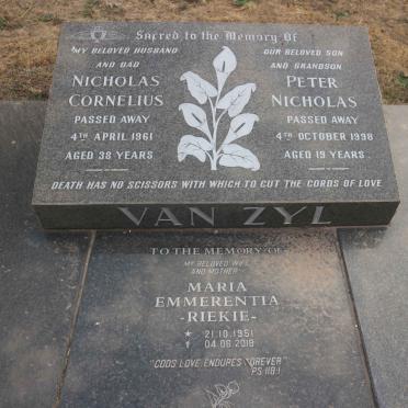 ZYL Nicholas Cornelius, van -1961 :: VAN ZYL Peter Nicholas -1998 :: VAN ZYL Maria Emmerentia 1951-2018