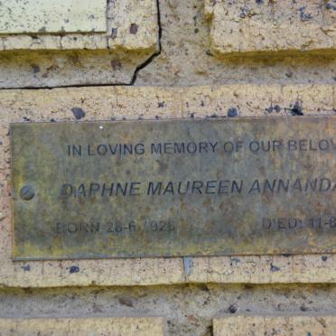 ANNANDALE Daphne Maureen 1926-2007