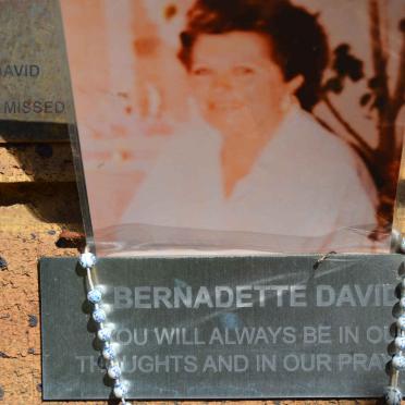 DAVID Bernadette