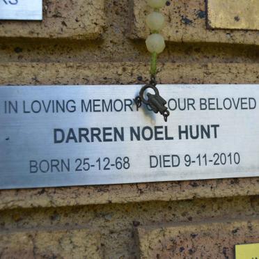 HUNT Darren Noel 1968-2010
