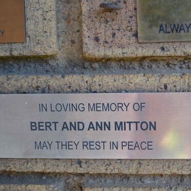 MITTON Bert &amp; Ann