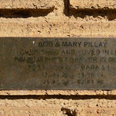PILLAY Bob 1922-1984 &amp; Mary 1928-2008
