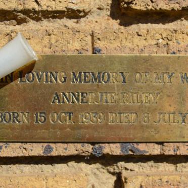 RILEY Annetjie 1939-1991
