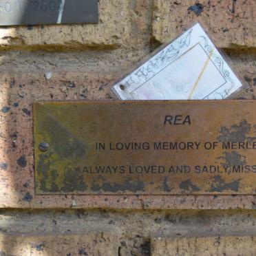 REA Merle