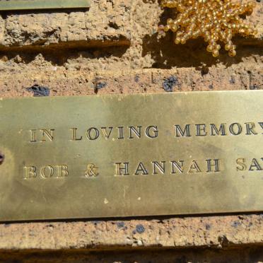 SAVAGE Bob &amp; Hannah