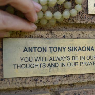 SIKAONA Anton Tony