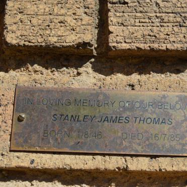 THOMAS Stanley James 1946-1985