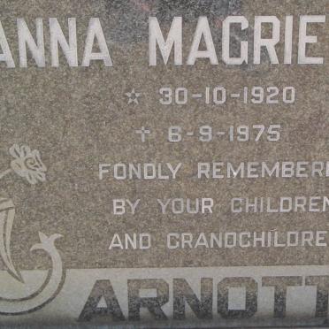 ARNOTT Anna Magrietha 1920-1975
