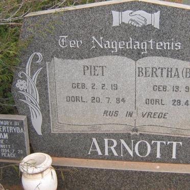 ARNOTT Piet 1919-1984 &amp; Bertha BRITZ 1916-2002