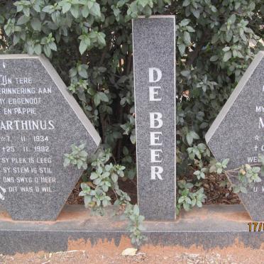 BEER Marthinus, de 1934-1982 &amp; Magriet 1947-2005