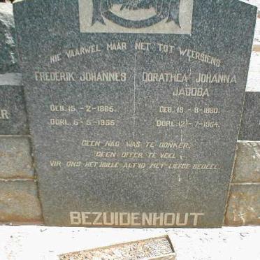 BEZUIDENHOUT Frederik Johannes 1865-1955 &amp; Dorathea Johanna Jacoba 1880-1954