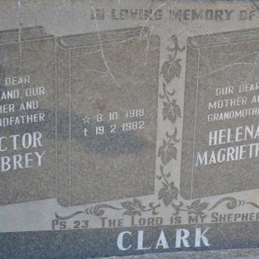 CLARK Victor Aubrey 1918-1982 &amp; Helena Magrietha 1922-1997