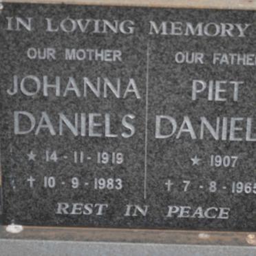 DANIELS Piet 1907-1965 &amp; Johanna 1919-1983