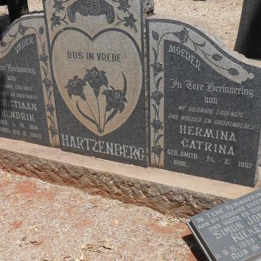 HARTZENBERG Christiaan Hendrik 1884-1965 &amp; Hermina Catrina SMITH 1902- :: RIEKERT Simon Johan 1898-1979