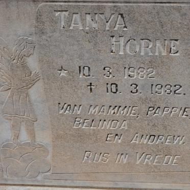 HORNE Tanya 1982-1982