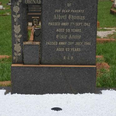 HOLMES Albert Thomas -1942 &amp; Elsie Annie -1946 :: REDHEAD William 1918-1991 &amp; Myee Emily Charlotte HOLMES 1919-2006