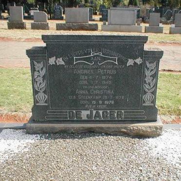 JAGER Andries Petrus, de 1874-1949 &amp; Anna Christina STEENKAMP 1878-1976