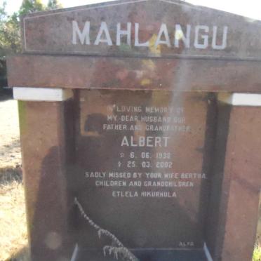 MAHLANGU Albert 1938-2002