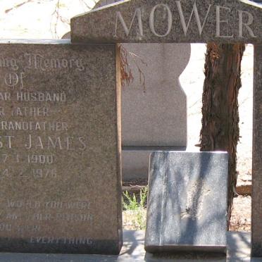 MOWER Ernest James 1900-1976 &amp; Arrabella Emma 1912-1987