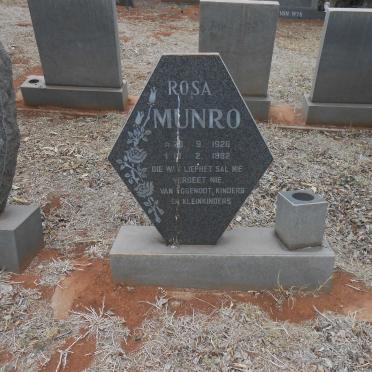 MUNRO Rosa 1926-1982