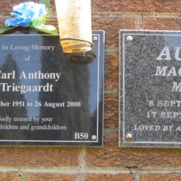 AURET Magritha Maria 1926-2008 :: TRIEGAARDT Carl Anthony 1951-2008