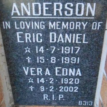 ANDERSON Eric Daniel 1917-1991 &amp; Vera Edna 1920-2002