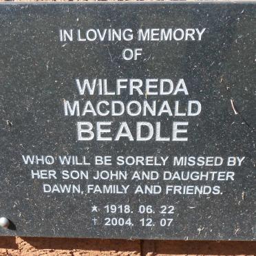 BEADLE Wilfreda Macdonald 1918-2004