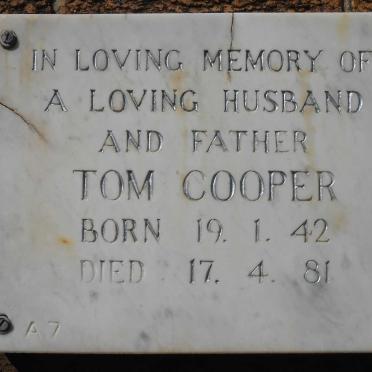 COOPER Tom 1942-1981