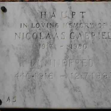 HAUPT Nicolaas Gabriel 1917-1980 &amp; Winnefred 1916-1993