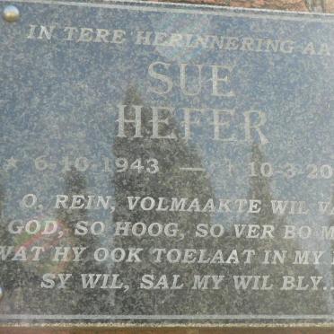 HEFER Sue 1943-2006