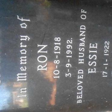 JAMES Ron 1918-1992 &amp; Essie 1922-2010