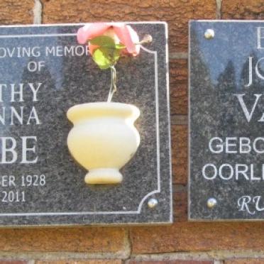 LUBBE Dorothy Johanna 1928-2011 ::  VAN ZYL Eduard Johanmes 1941-2011