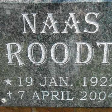 ROODT Naas 1922-2004