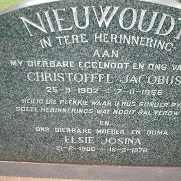 NIEUWOUDT Christoffel Jacobus 1902-1956 &amp; Elsie Josina 1906-1976