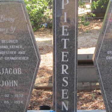 PIETERSEN Jacob John 1932-1994 &amp; Alice 1928-2007