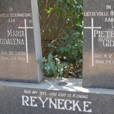 REYNECKE Pieter Gideon 1890-1969 &amp; Maria Magdalena 1898-1985