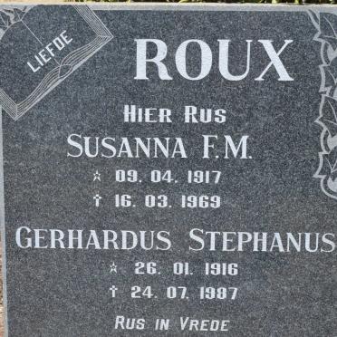 ROUX Gerhardus Stephanus 1916-1987 &amp; Susanna F. M. 1917-1969