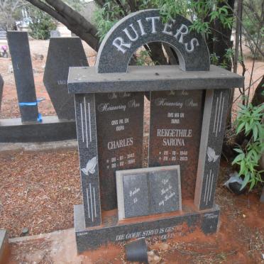 RUITERS Charles 1943-1994 &amp; Rekgethile Sarona 1946-2013