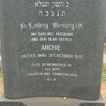 SANDIG Archie -1970
