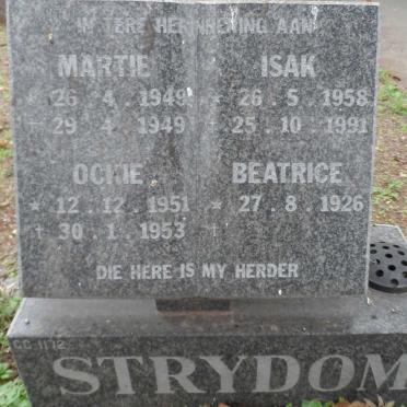 STRYDOM Beatrice 1926- :: STRYDOM Martie 1949-1949 :: STRYDOM Isak 1958-1991 :: STRYDOM Ockie 1951-1953