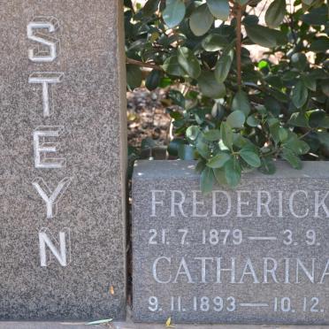 STEYN Frederick J. 1879-1968 &amp; Catherina F. 1893-1976