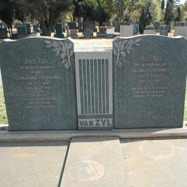 ZYL Gerhardus Stephanus, van 1885-1949 &amp; Levina Catharina 1887-1954