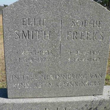 SMITH Ellie 1908-1977 :: FREEKS Sophie 1929-1982