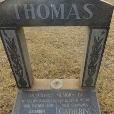 THOMAS Isaac 1907-1975 &amp; Catherine Margaret 1910-1981