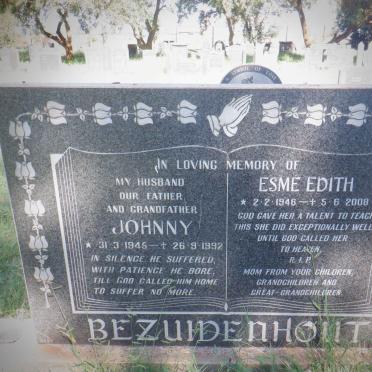 BEZUIDENHOUT Johnny 1945-1992 &amp; Esme Edith 1946-2008