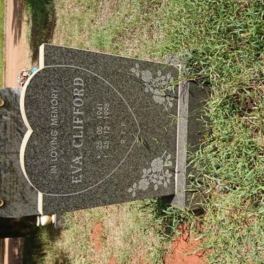 CLIFFORD Eva 1941-1998