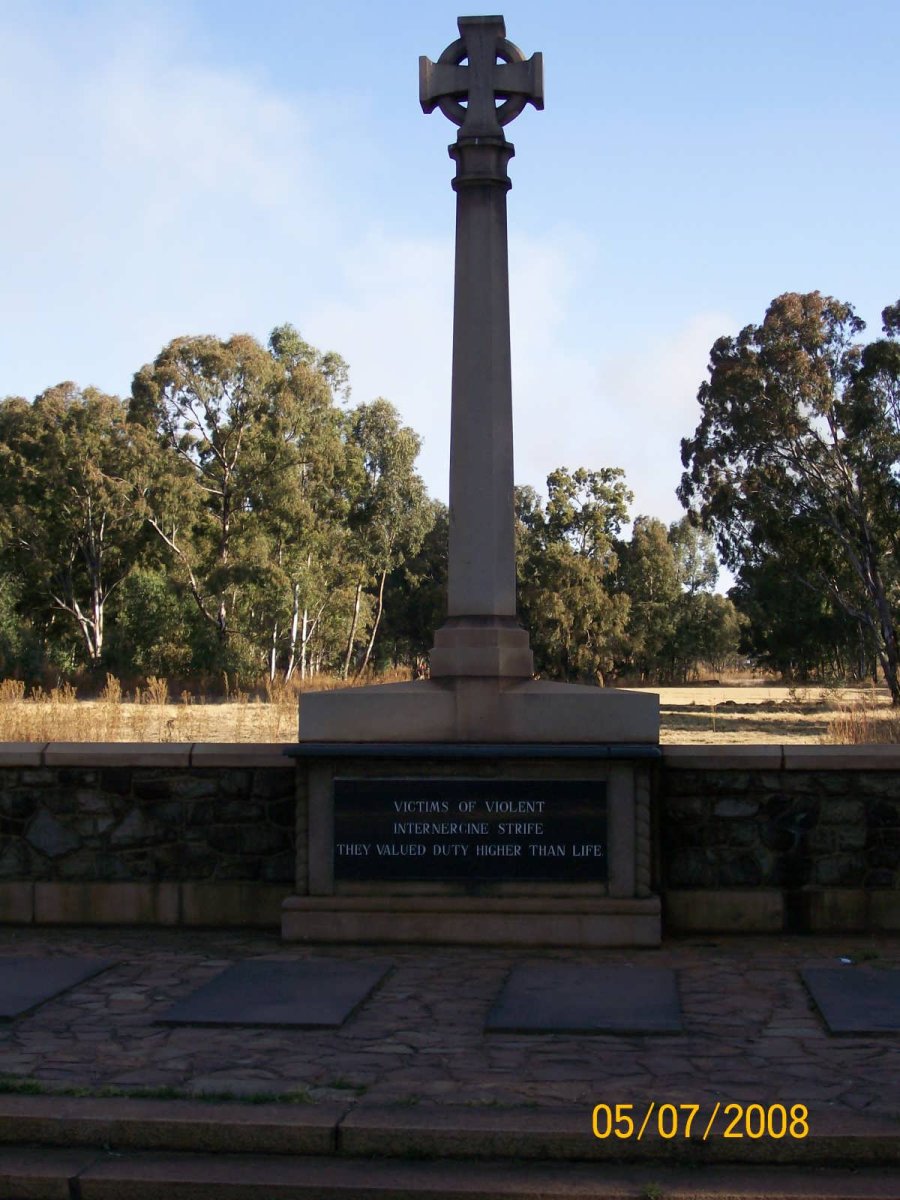 4. Memorial to Victims of Internercine Strife