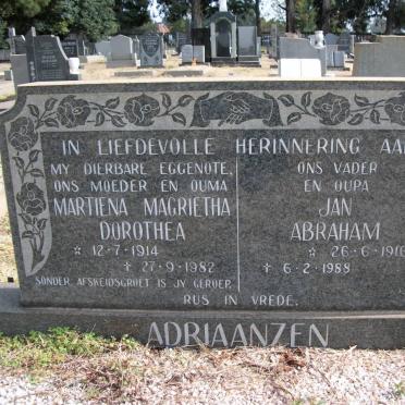 ADRIAANZEN Jan Abraham 1916-1988 &amp; Martiena Magrietha Dorothea 1914-1982